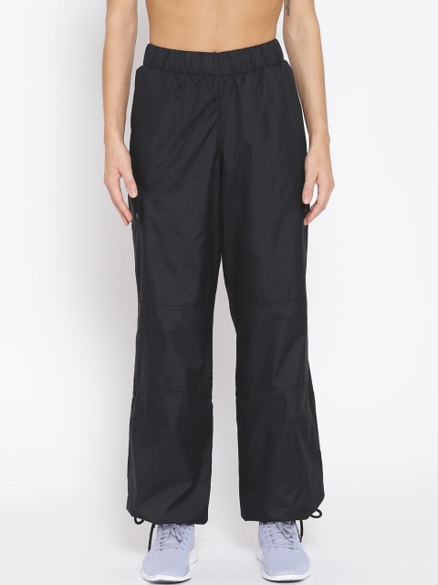 

Reebok Classic Women Black Classic Vector Trail Track Pants