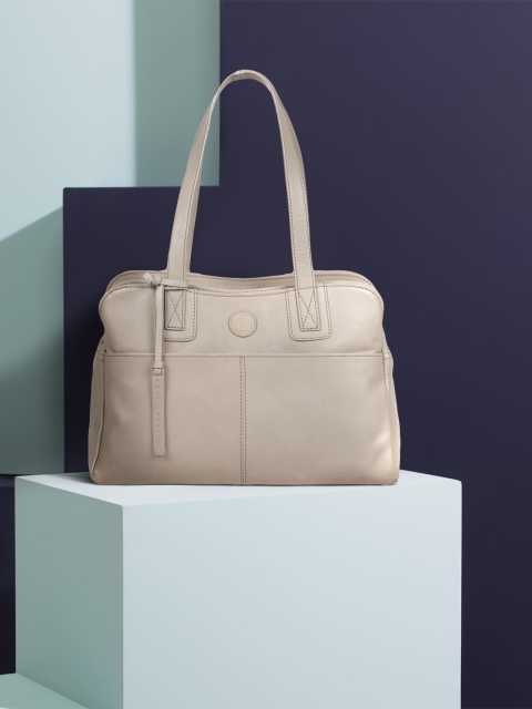 

PURE LUXURIES LONDON Women Grey Solid Genuine Leather Beacon Handbag