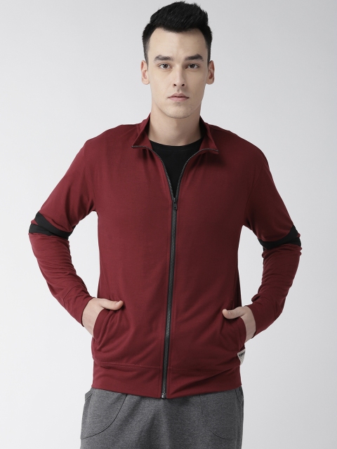 

Hubberholme Men Maroon Solid Sweatshirt