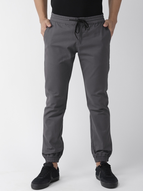 

Hubberholme Men Charcoal Grey Slim Fit Solid Joggers