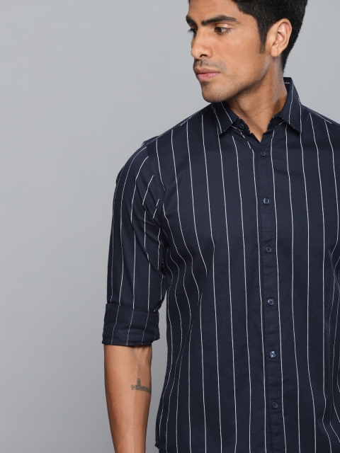 

Dennis Lingo Men Navy Blue & White Slim Fit Striped Casual Shirt