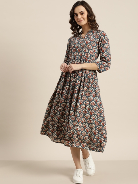 

Sangria Women Blue & Orange Floral Printed Maxi Dress