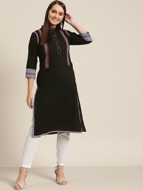 

Sangria Women Black Solid Straight Kurta