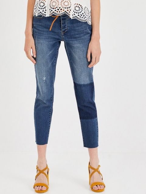 

promod Women Blue Regular Fit Mid-Rise Low Distress Stretchable Cropped Boyfriend Jeans