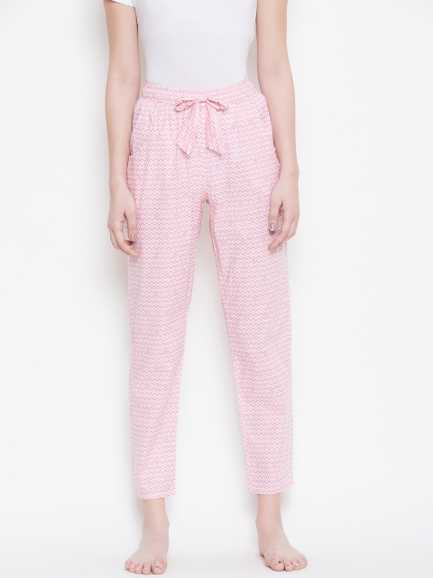 

Sweet Dreams Women Pink & White Printed Cropped Lounge Pants