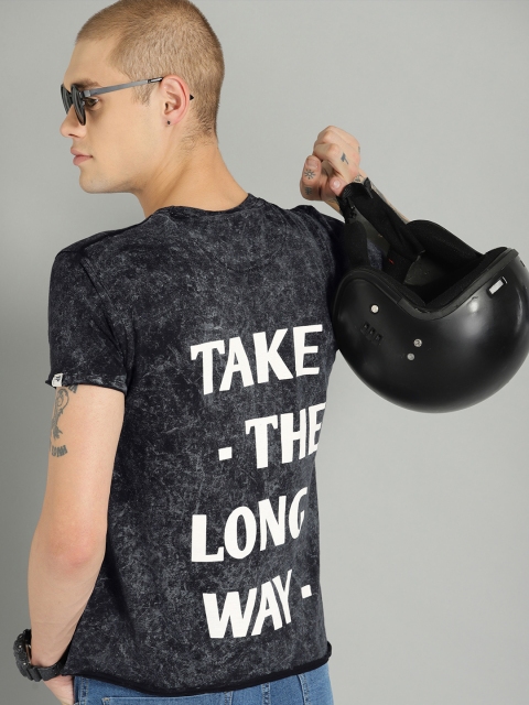 

Roadster Men Black Printed Round Neck T-shirt