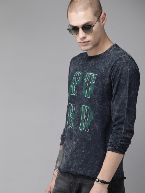 

Roadster Men Navy Blue Dyed Round Neck T-shirt