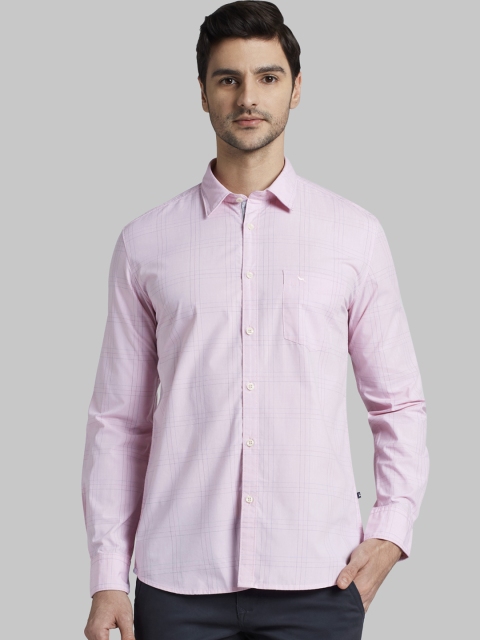 

Parx Men Pink Slim Fit Checked Casual Shirt