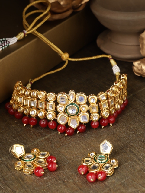 

Zobby Red Gold-Plated Kundan-Studded & Beaded Handcrafted Jewellery Set
