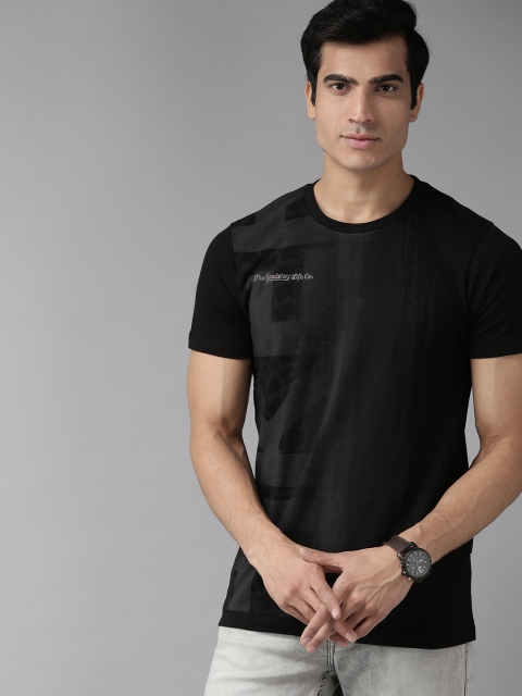 

Roadster Men Black Printed Round Neck T-shirt