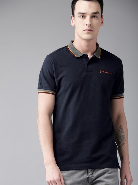 

Roadster Men Navy Blue Contrast Striped Polo Collar T-shirt