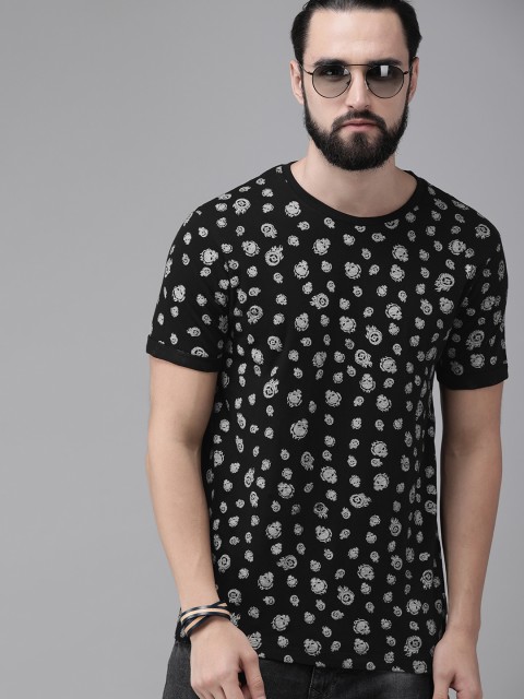 

Roadster Men Black Printed Round Neck T-shirt