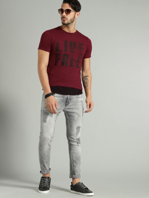 

Roadster Men Maroon Printed Round Neck T-shirt