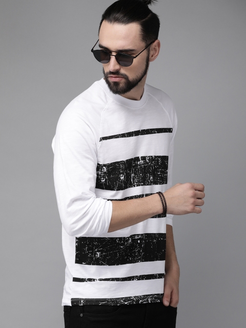 

Roadster Men White Black Striped Round Neck Pure Cotton T-shirt
