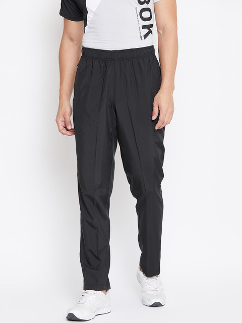 

Reebok Men Black El Woven Unlined Solid Training Trackpants