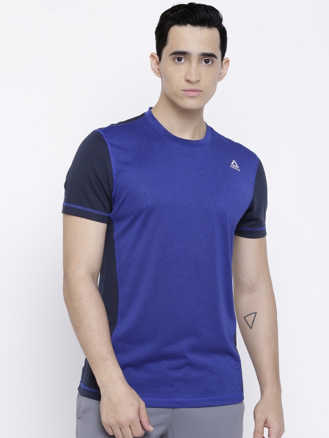 

Reebok Men Blue Solid Style Round Neck T-shirt