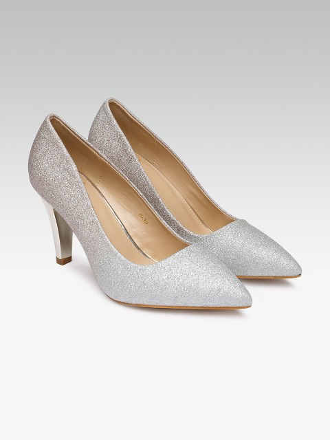 

Carlton London Women Silver-Toned & Rose Gold Embellished Pumps