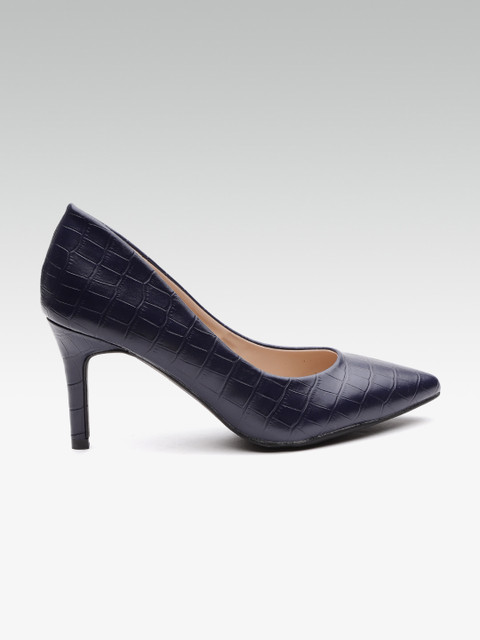 

Carlton London Women Navy Croc Pattern Pumps, Navy blue