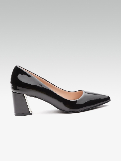 

Carlton London Women Black Solid Pumps