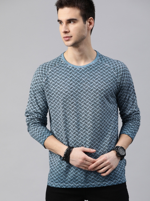 

Roadster Men Blue & Black Printed Round Neck T-shirt