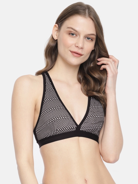 

BRAG Black & White Printed Non-Wired Lightly Padded Everyday Bra BLC05BK03