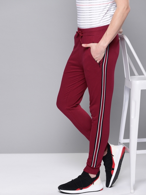 

Difference of Opinion Men Maroon Solid Regular Fit Joggers