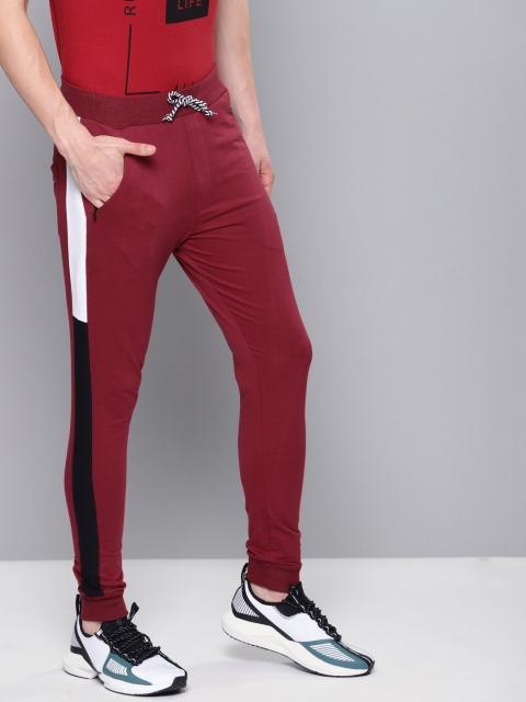 

Difference of Opinion Men Maroon Solid Straight Fit Joggers
