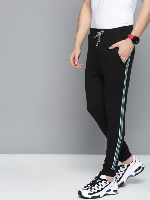 

Difference of Opinion Men Black Solid Straight Fit Joggers