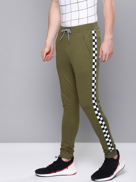 

Difference of Opinion Men Olive Green Solid Regular Fit Joggers