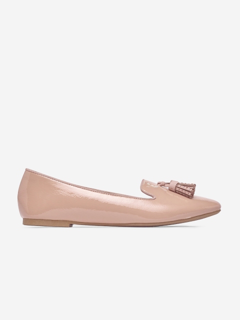 

DOROTHY PERKINS Women Peach-Coloured Solid Tasselled Ballerinas