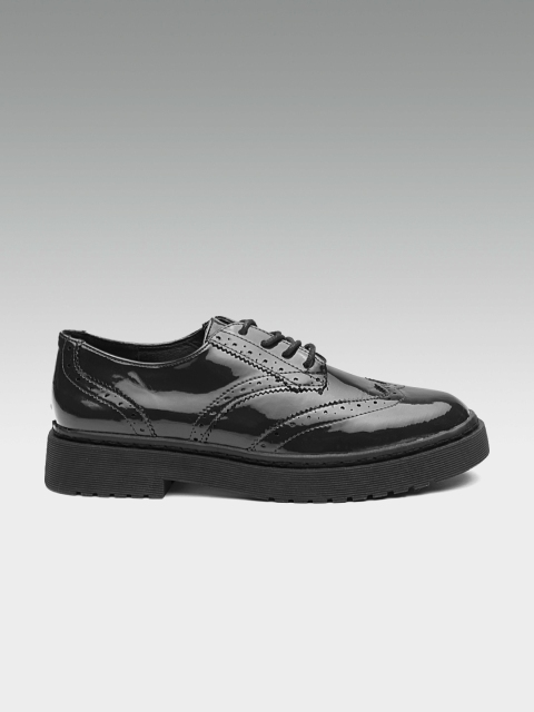 

DOROTHY PERKINS Women Black Perforated Full Brogues