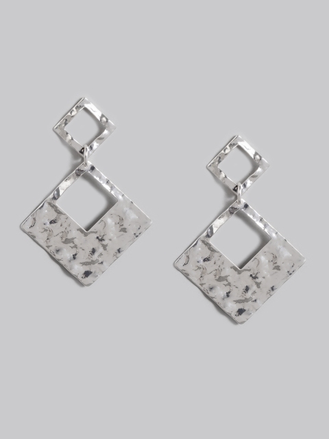 

Accessorize Silver-Toned Textured Diamond-Shaped Drop Earrings
