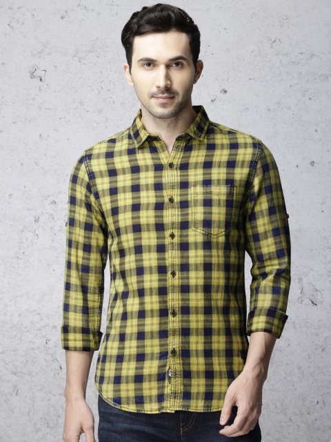 

Ecko Unltd Men Navy Blue & Yellow Slim Fit Checked Casual Shirt
