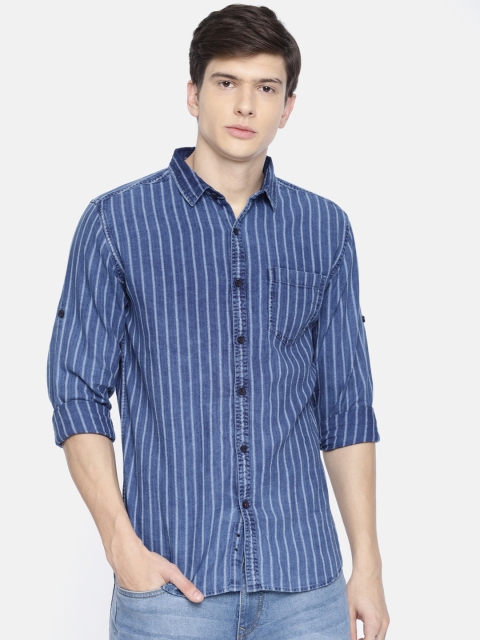 

Ecko Unltd Men Blue & White Slim Fit Striped Casual Shirt