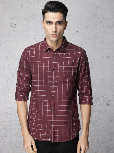 

Ecko Unltd Men Maroon & White Slim Fit Checked Casual Shirt