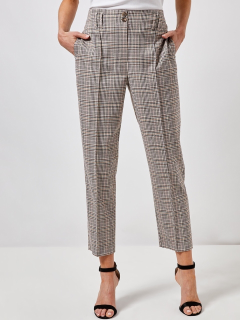 

DOROTHY PERKINS Women Beige Regular Fit Checked Cropped Trousers