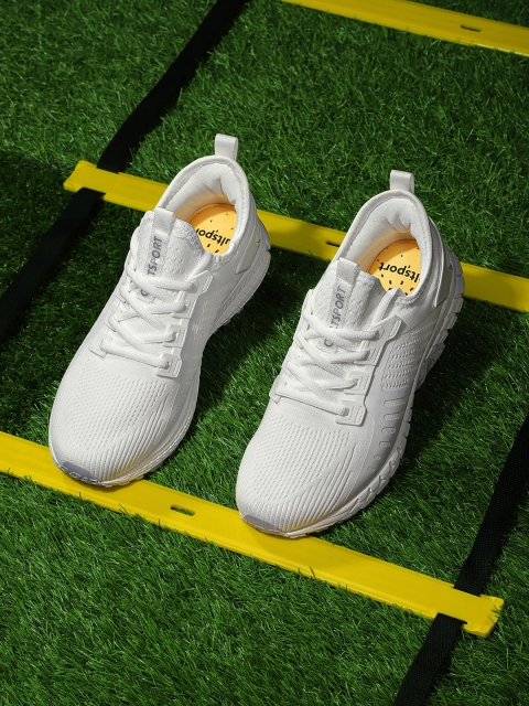 

Cultsport Women White Wingstess Running Footgear