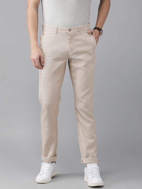 

Blackberrys Men Beige Sharp Tapered Fit Checked Regular Trousers