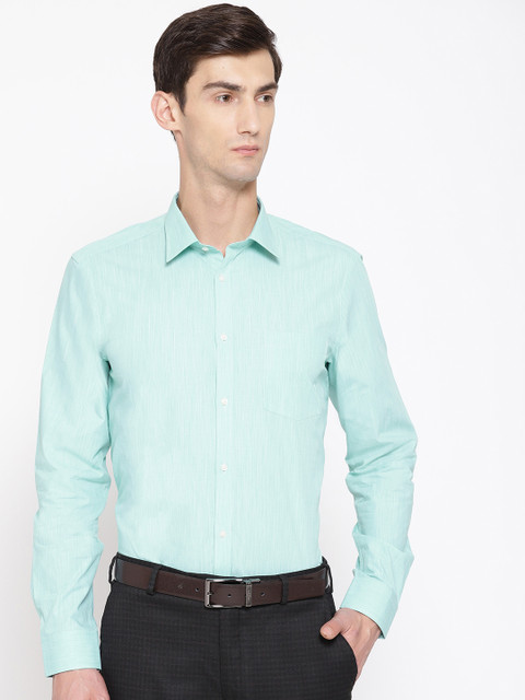 

Blackberrys Men Green Regular Fit Solid Formal Shirt