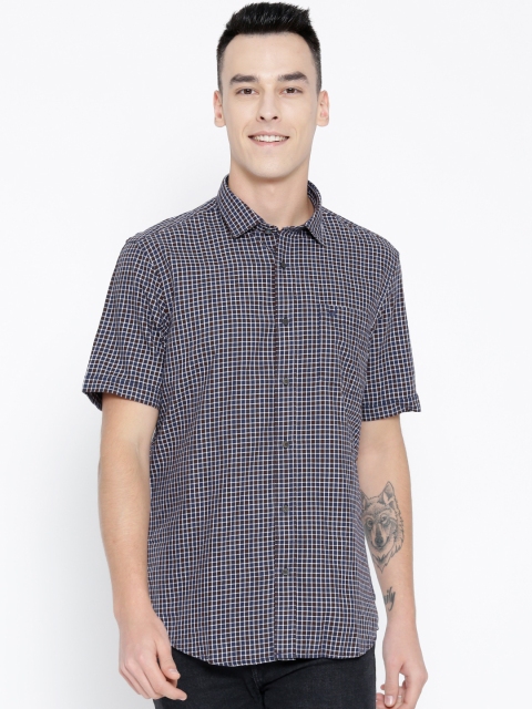 

Blackberrys Men Brown & Navy Blue Slim Fit Checked Casual Shirt