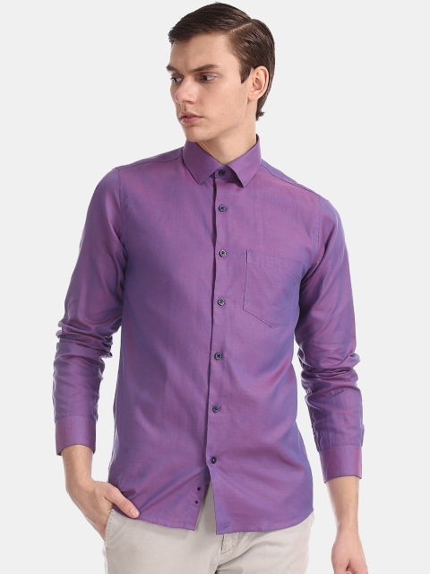 

Excalibur Men Purple Skinny Fit Self Design Casual Shirt