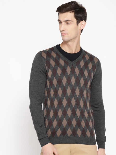 

Louis Philippe Men Charcoal Grey & Beige Argyle Pattern Sweater