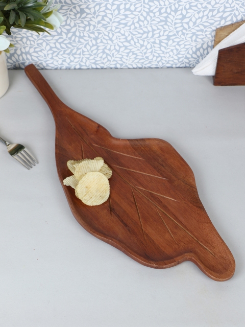 

VarEesha Brown Solid Mango Wood Leaf Platter