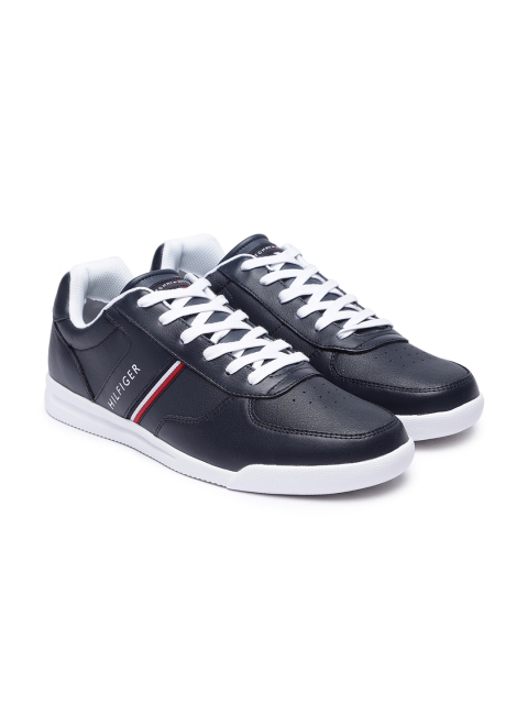 

Tommy Hilfiger Men Navy Blue Solid Leather Sneakers