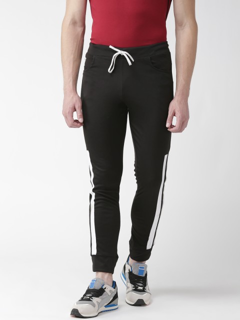 

Hubberholme Men Black Solid Slim Fit Joggers