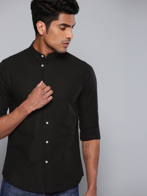 

Dennis Lingo Men Black Modern Slim Fit Solid Casual Shirt
