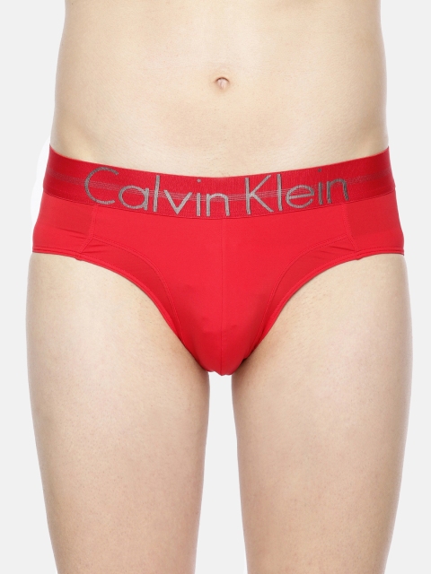 

Calvin Klein Underwear Men Red Solid Boxers