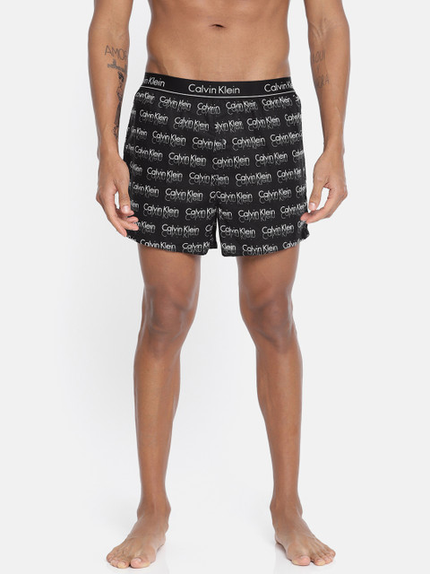 

Calvin Klein Underwear Men Black & White Slim Fit Printed Boxers NB15232RF