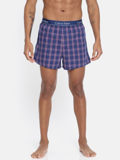 

Calvin Klein Underwear Men Navy Blue & Pink Slim Fit Checked Boxers NB15238GQ