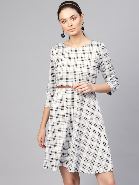

SASSAFRAS Women Grey & Black Checked Fit & Flare Dress